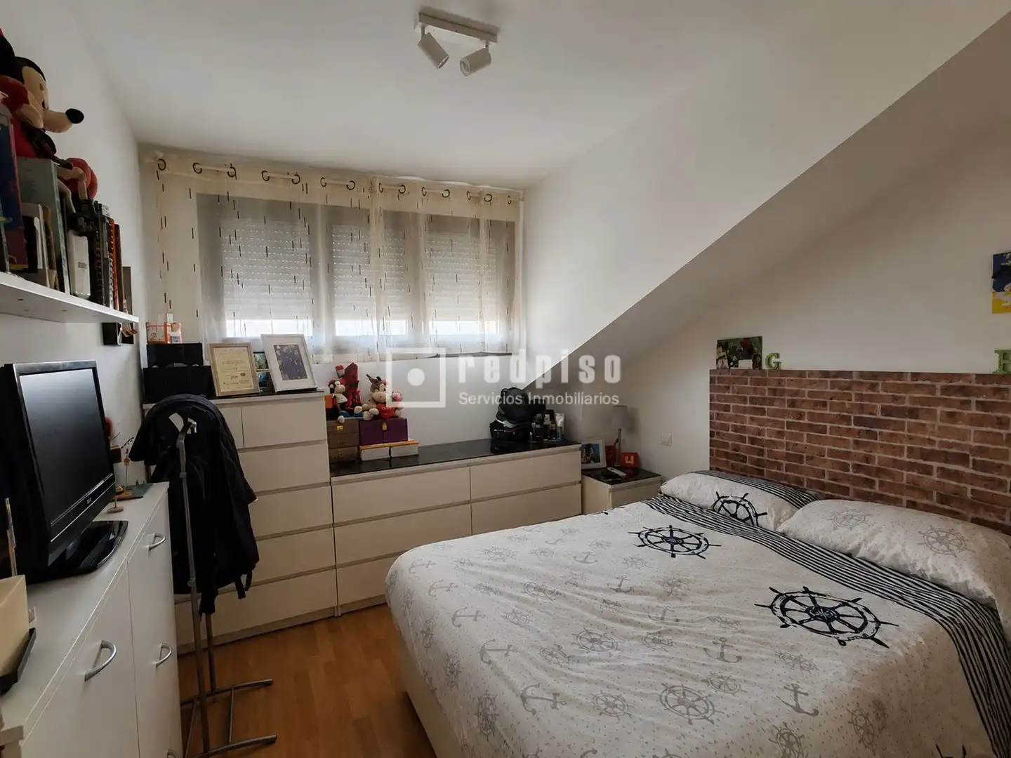Habitación de Dúplex en venta en Casarrubios del Monte con Aire acondicionado, Calefacción y Trastero