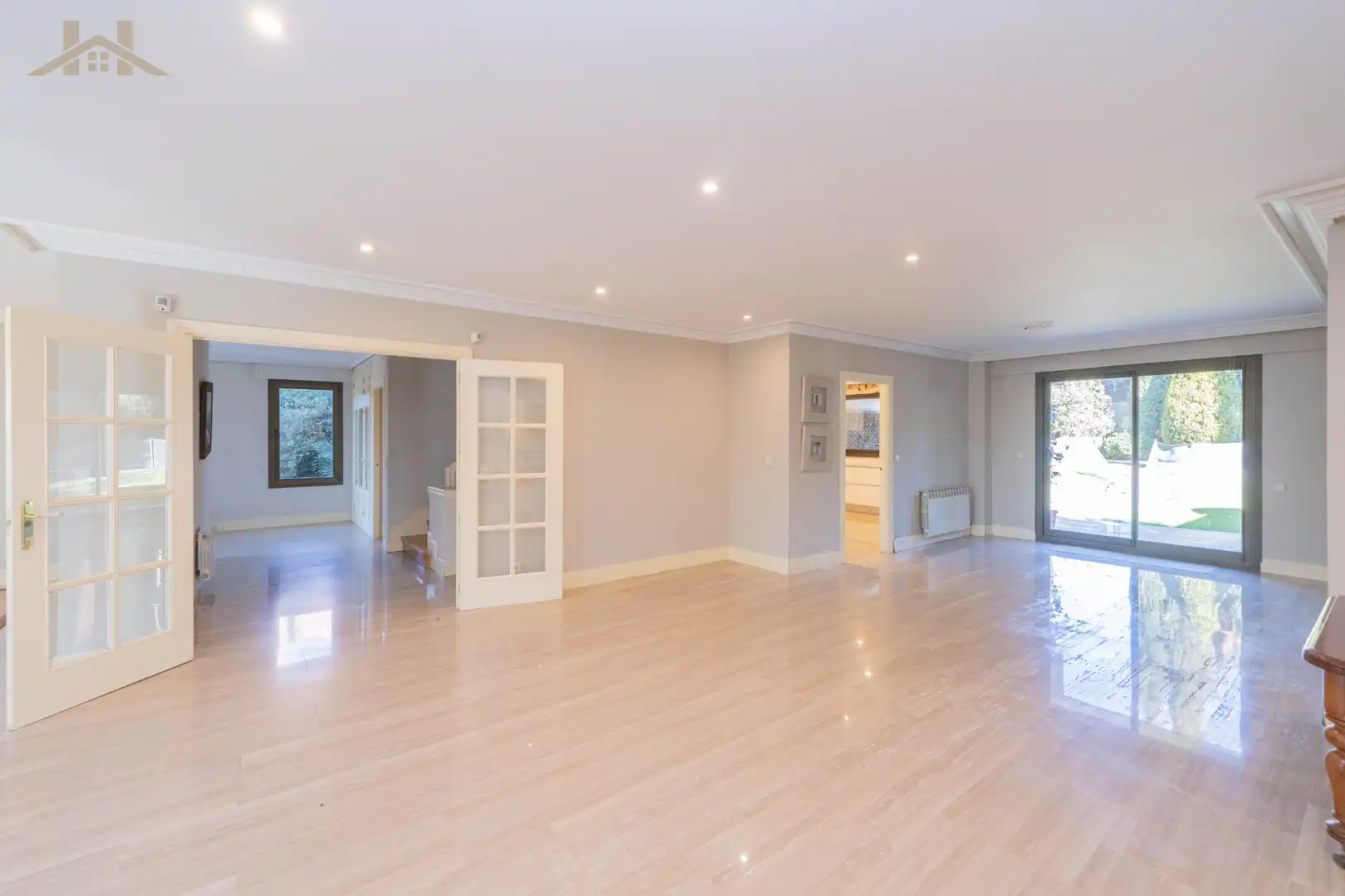 Houses for sale in Majadahonda  with Air Conditioner, Heating and Private garden