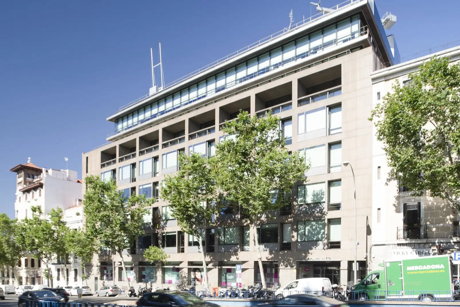 Vista exterior de Oficina de alquiler en Madrid con Aire acondicionado, Calefacción y Amueblado
