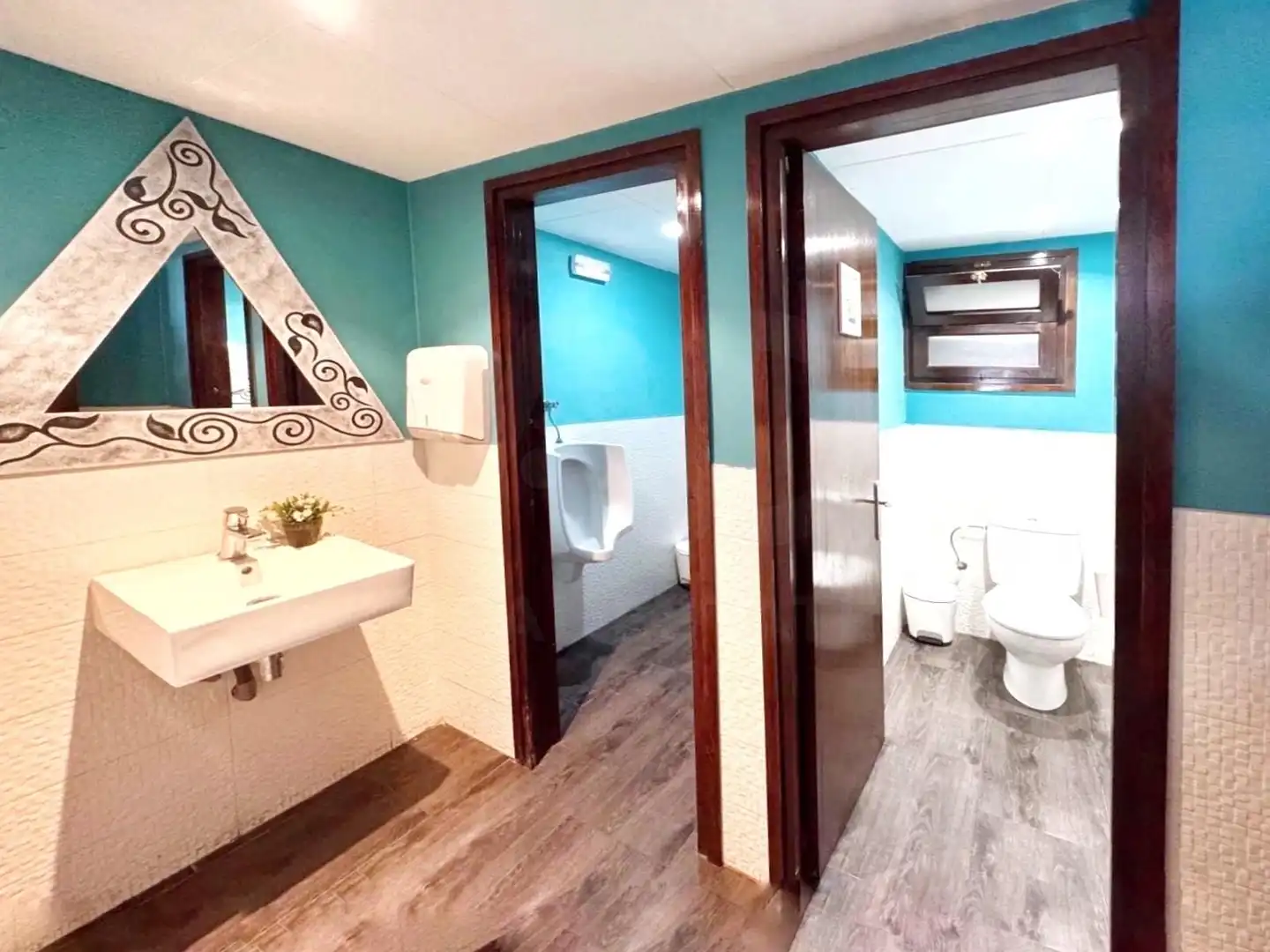 Baño de Local en venta en Mont-roig del Camp