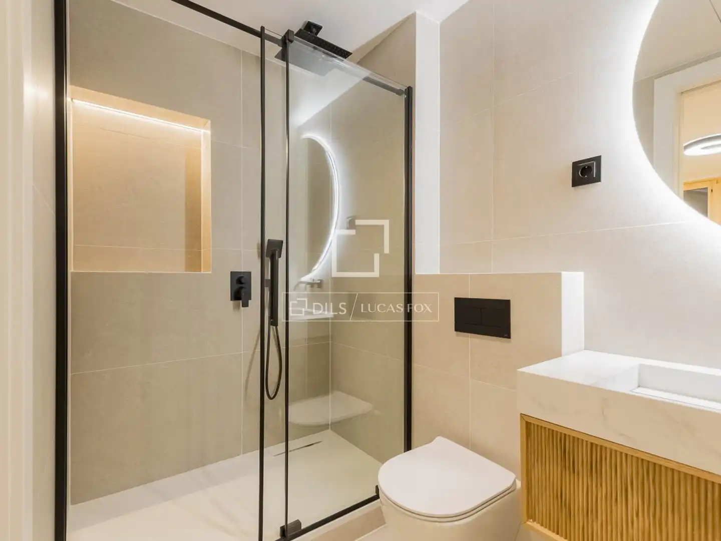 Appartamento con balcone in vendita a Eixample, imagen 29