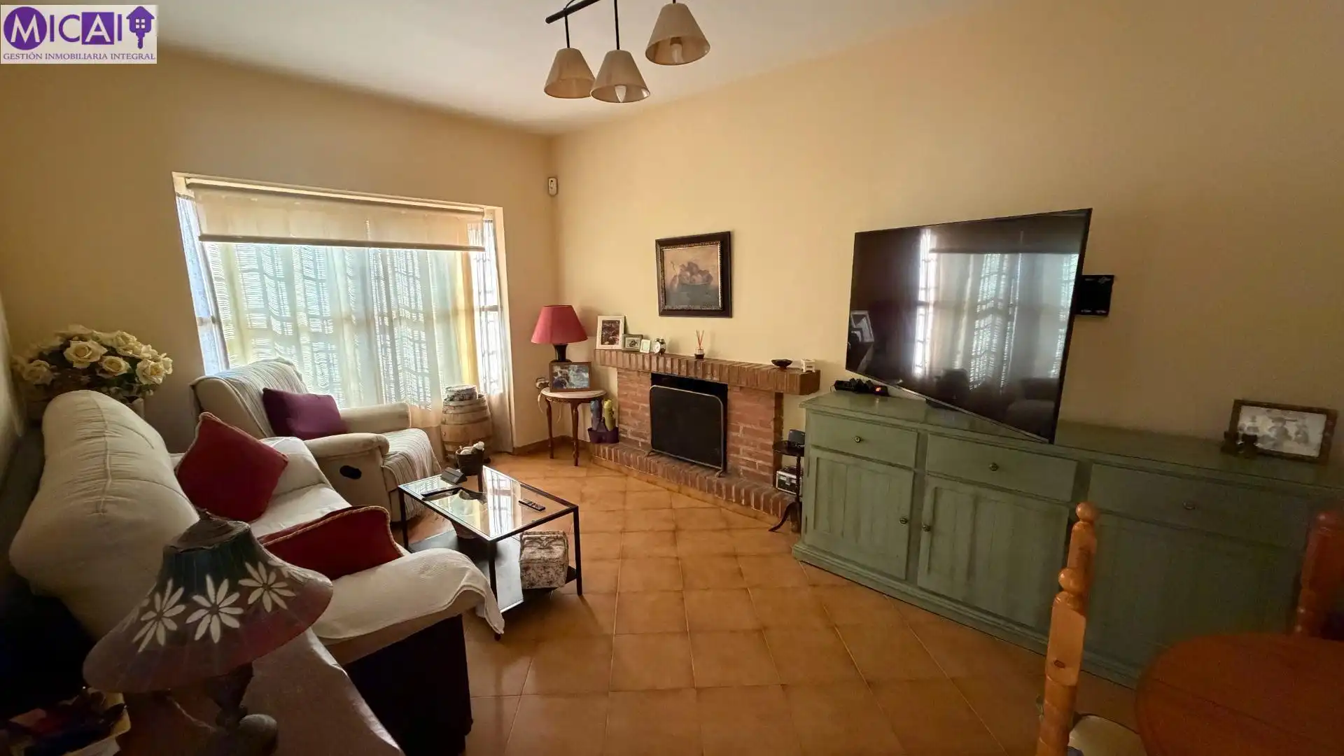 Sala d'estar de Casa o xalet en venda en Chiclana de la Frontera amb Jardí privat, Traster i Piscina