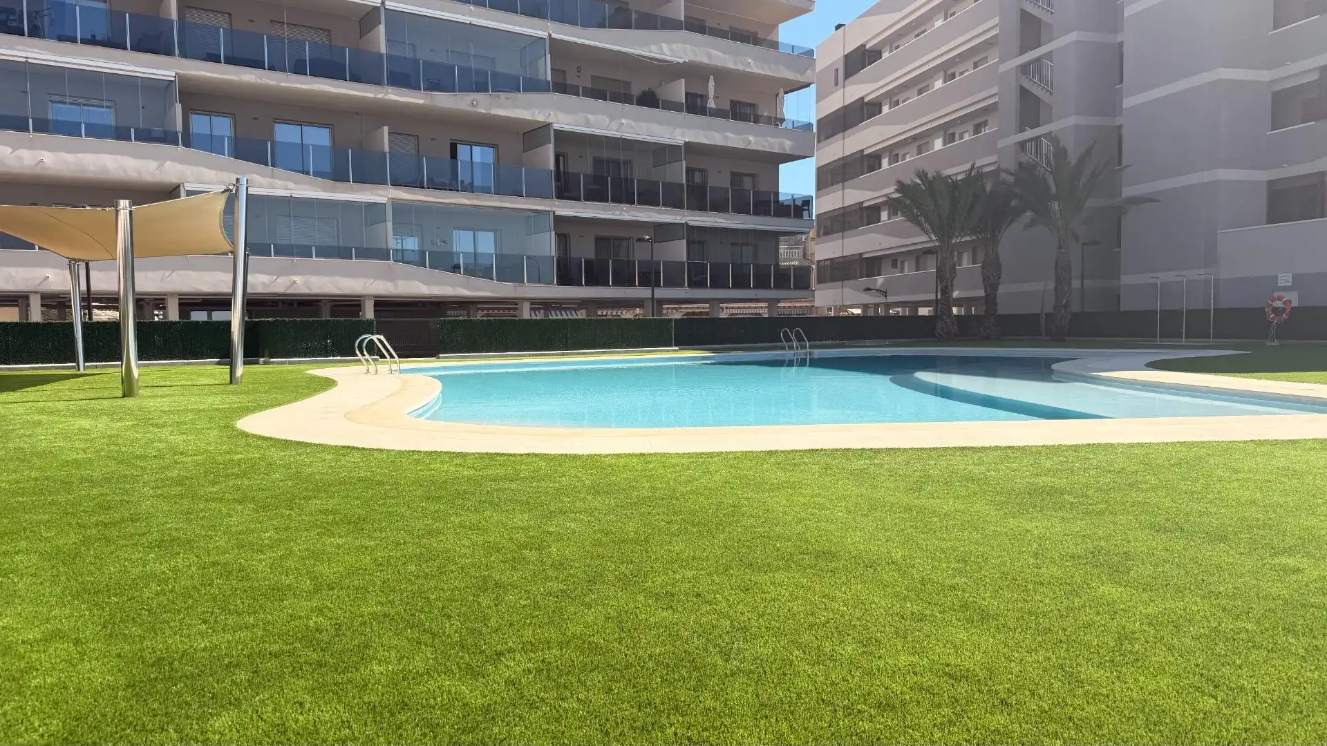 Piscina de Pis en venda en Santa Pola amb Jardí privat, Terrassa i Piscina comunitària