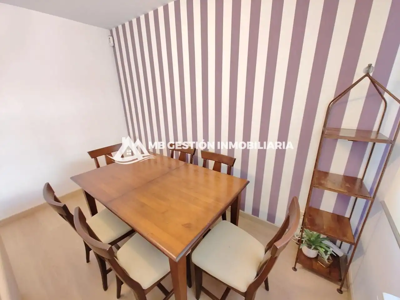 Detached homes for sale in Calle de Luarca, La Serna