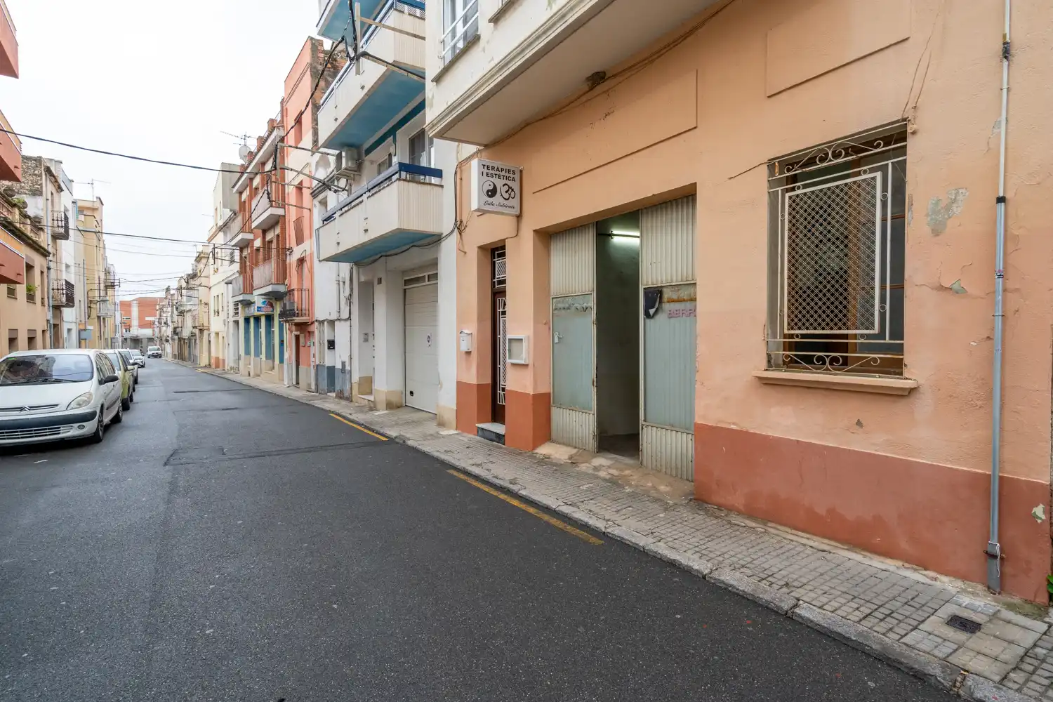 Vista exterior de Local en venta en Tortosa