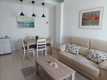 Piso con balcón en alquiler en Almoradí