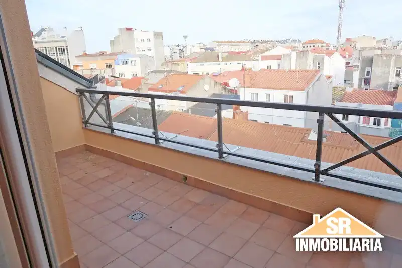Terraza de Piso de alquiler en A Coruña Capital  con Calefacción, Parquet y Horno