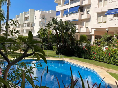 Exterior view of Flat for sale in Marbella  with Terrace and Swimming Pool