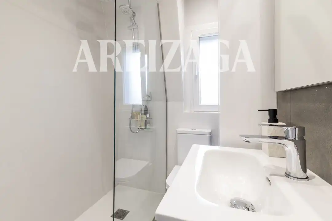 Flat with lift for sale in Bordatxipi Pasealekua, imagen 27