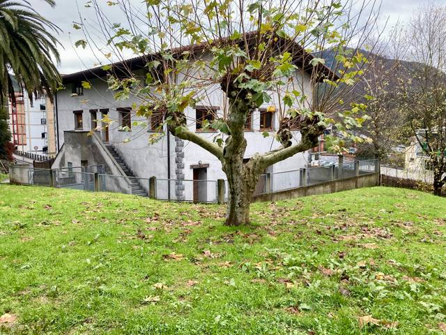 Casa adosada en Venta en Mendarozabal Kalea, 19 en Mendaro
