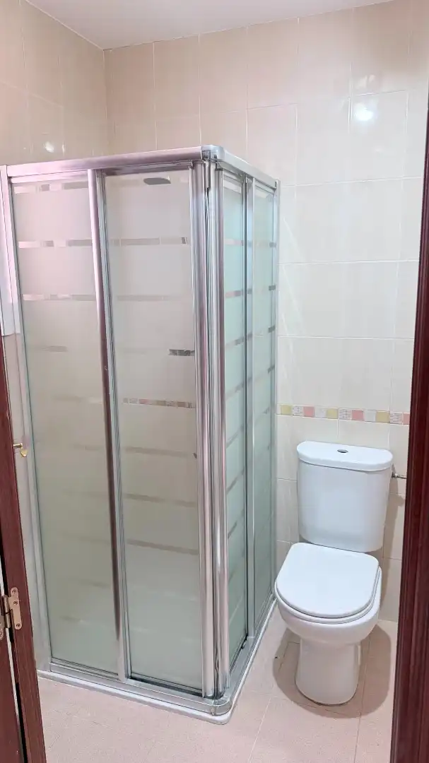 Bathroom of Detached homes for sale in Cantillana  with Air Conditioner, Terrace and Oven