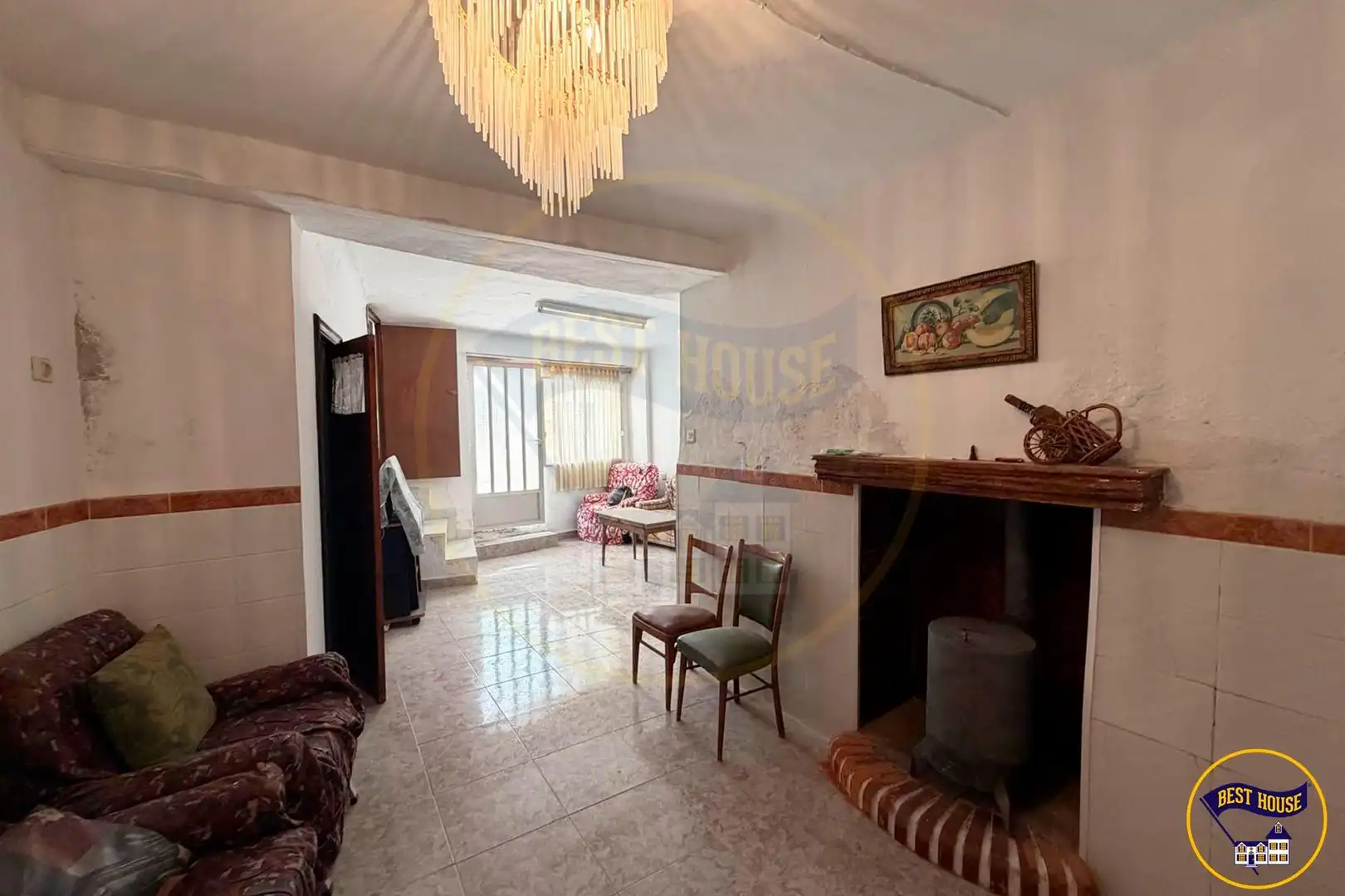 Sala d'estar de Finca rústica en venda en Mira amb Terrassa, Traster i Moblat