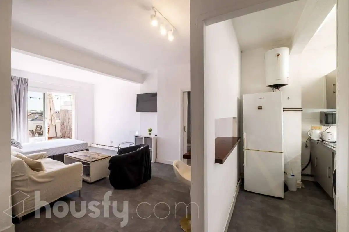 Sala d'estar de Àtic en venda en Barcelona amb Aire condicionat i Terrassa