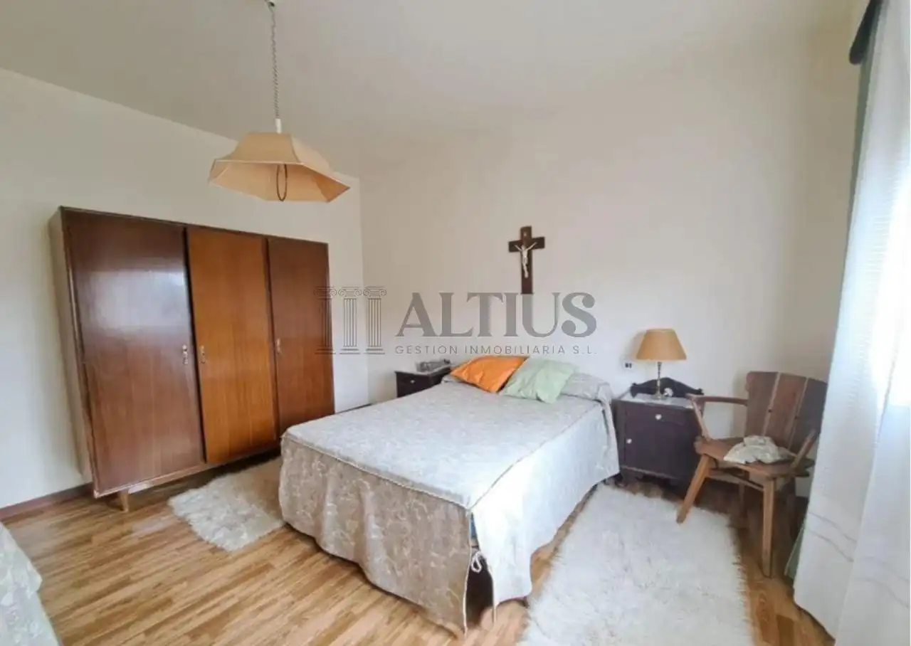 Habitación de Casa o chalet en venta en Boiro con Calefacción, Jardín privado y Amueblado