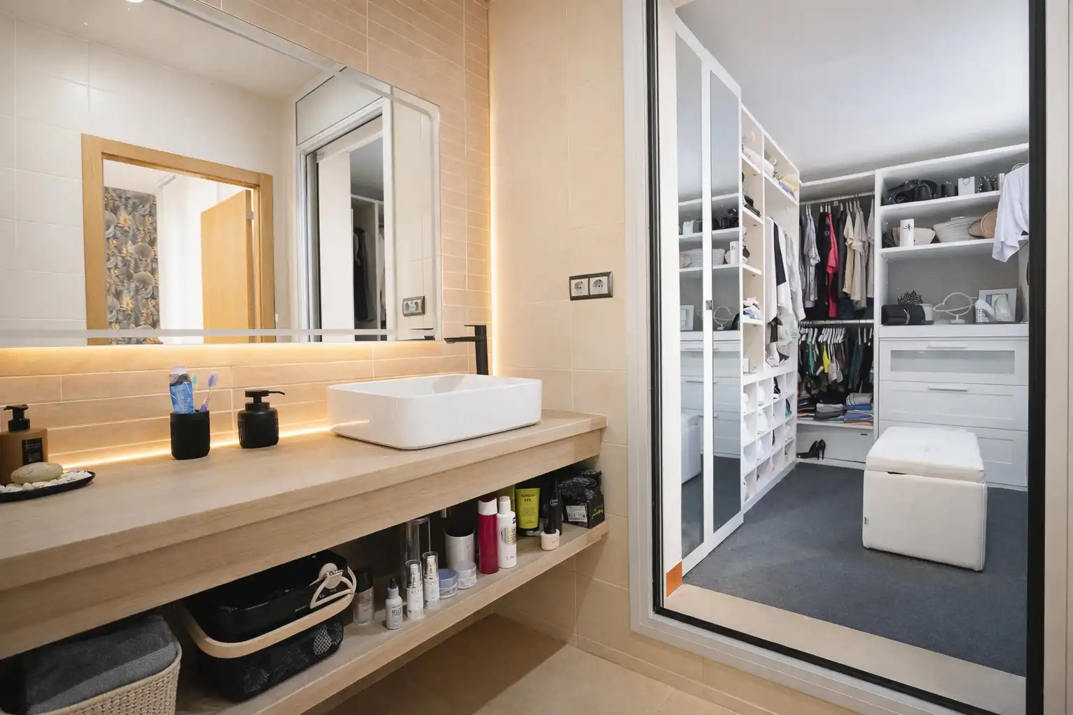 Bathroom of Flat for sale in Alcover  with Air Conditioner, Heating and Parquet flooring
