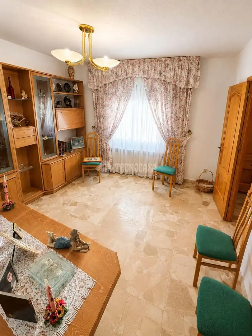 Living room of Houses for sale in Santa Cruz de la Zarza