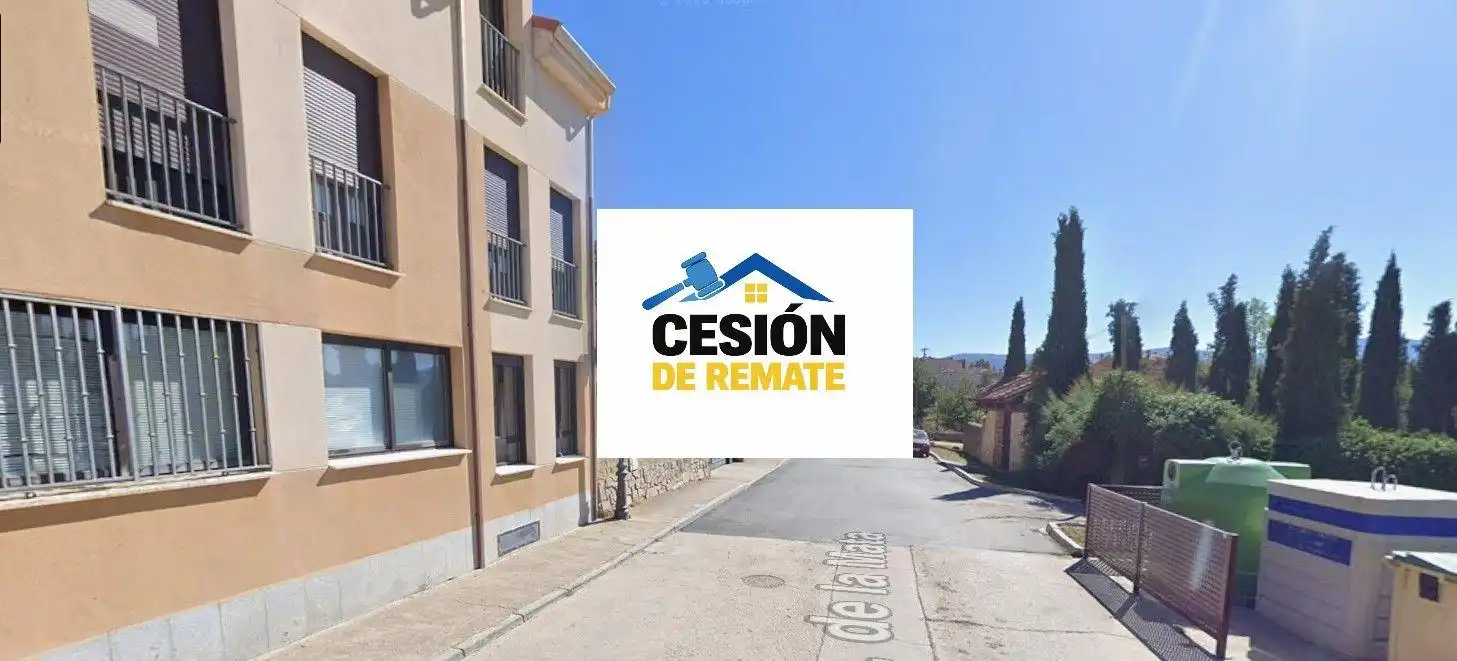 Piso con ascensor en venta en Espirdo