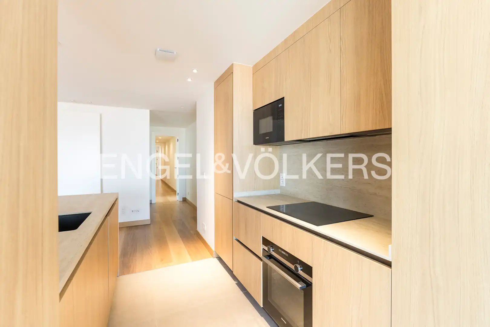 Cocina de Ático en venta en Madrid con Aire acondicionado, Calefacción y Terraza