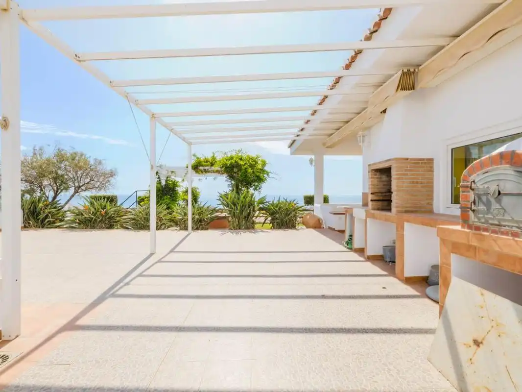 Terrassa de Casa o xalet en venda en Torrox amb Aire condicionat, Calefacció i Jardí privat