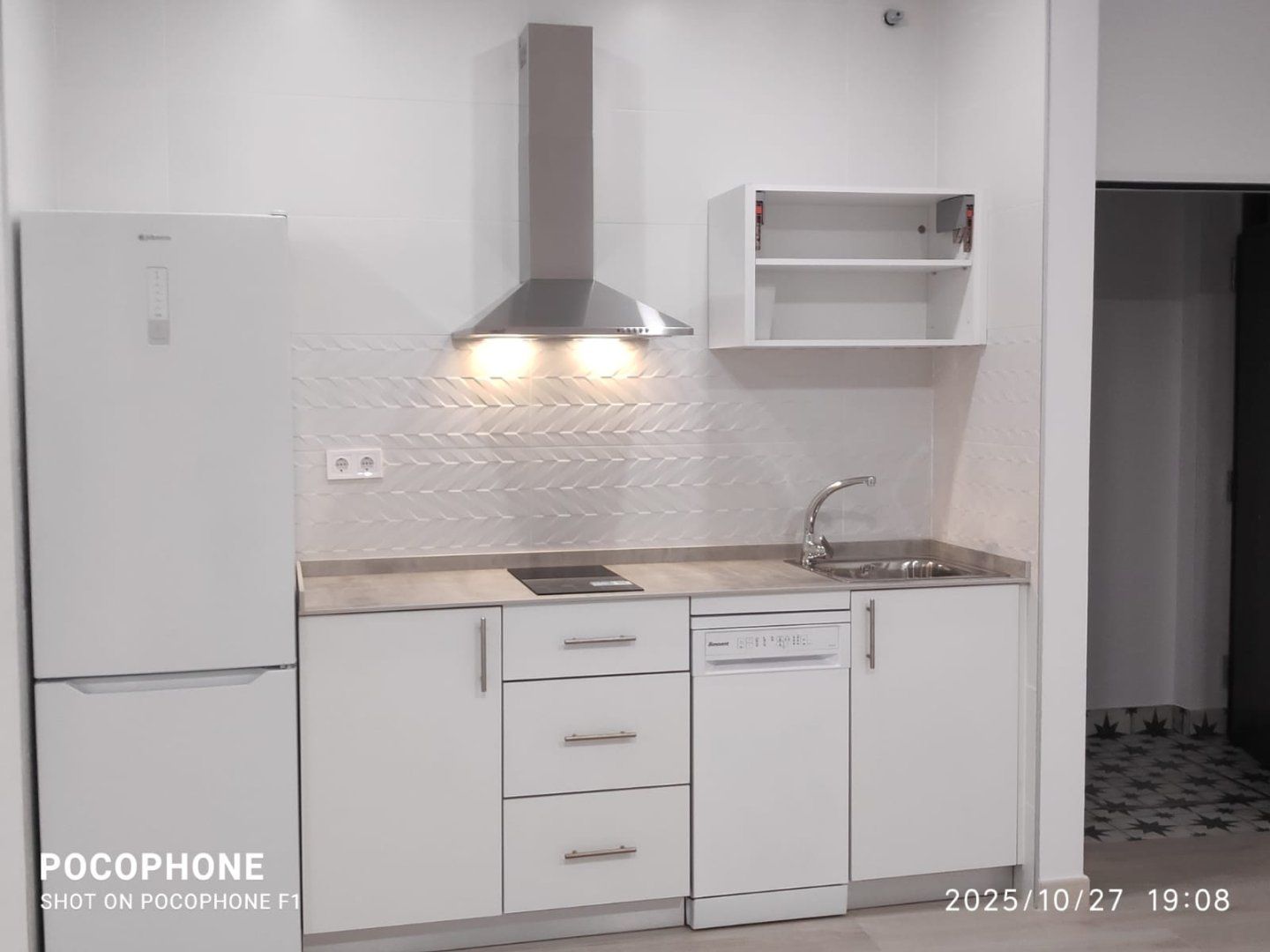 Kitchen of Flat to rent in Valencina de la Concepción  with Air Conditioner