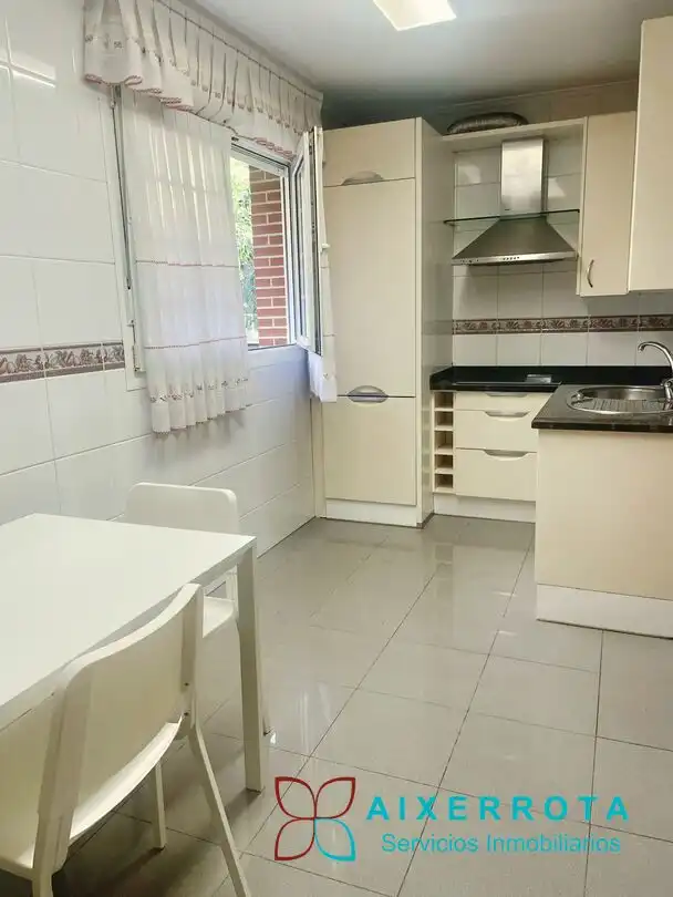 Kitchen of Detached homes for rent in Getxo   with Heating, Private garden and Terrace
