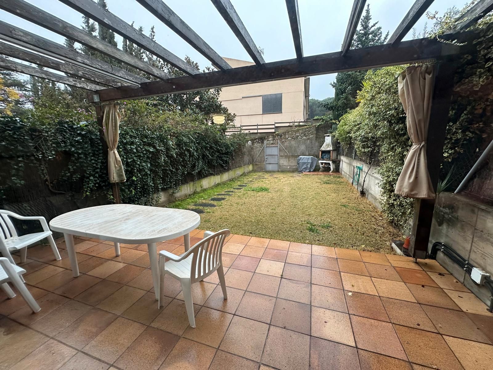 Casa adosada en venda a Carrer Riera de Tiana