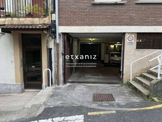 Garaje en Venta en Alto de Amara Kalea en Amara Zaharra - Arbaizenea