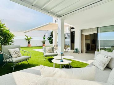 Bungalow con piscina in vendita a Playa del Acequión, Náufragos y Rocío del Mar