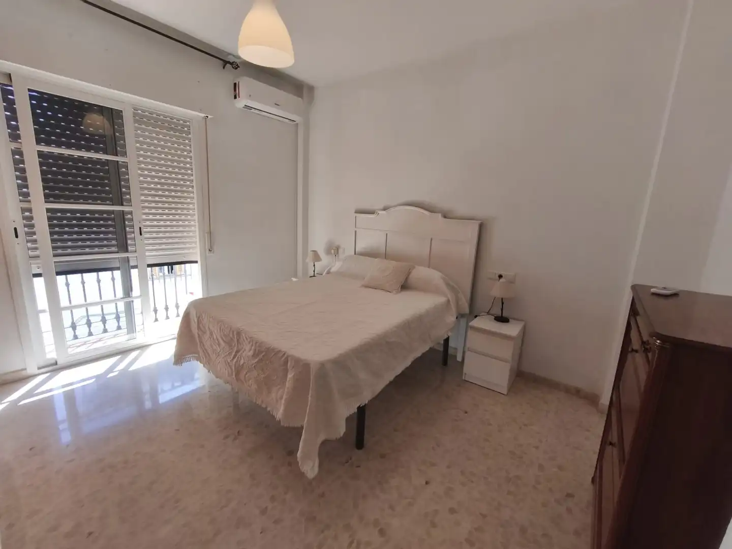 Habitación de Piso de alquiler en Cártama con Terraza, Trastero y Amueblado