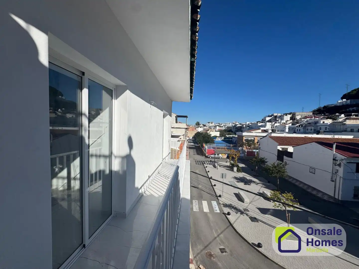 Vista exterior de Ático en venta en Alhaurín El Grande con Aire acondicionado, Terraza y Trastero