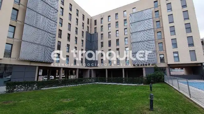 Exterior view of Flat for rent in Madrid  with Swimming Pool, Furnished and Washing machine