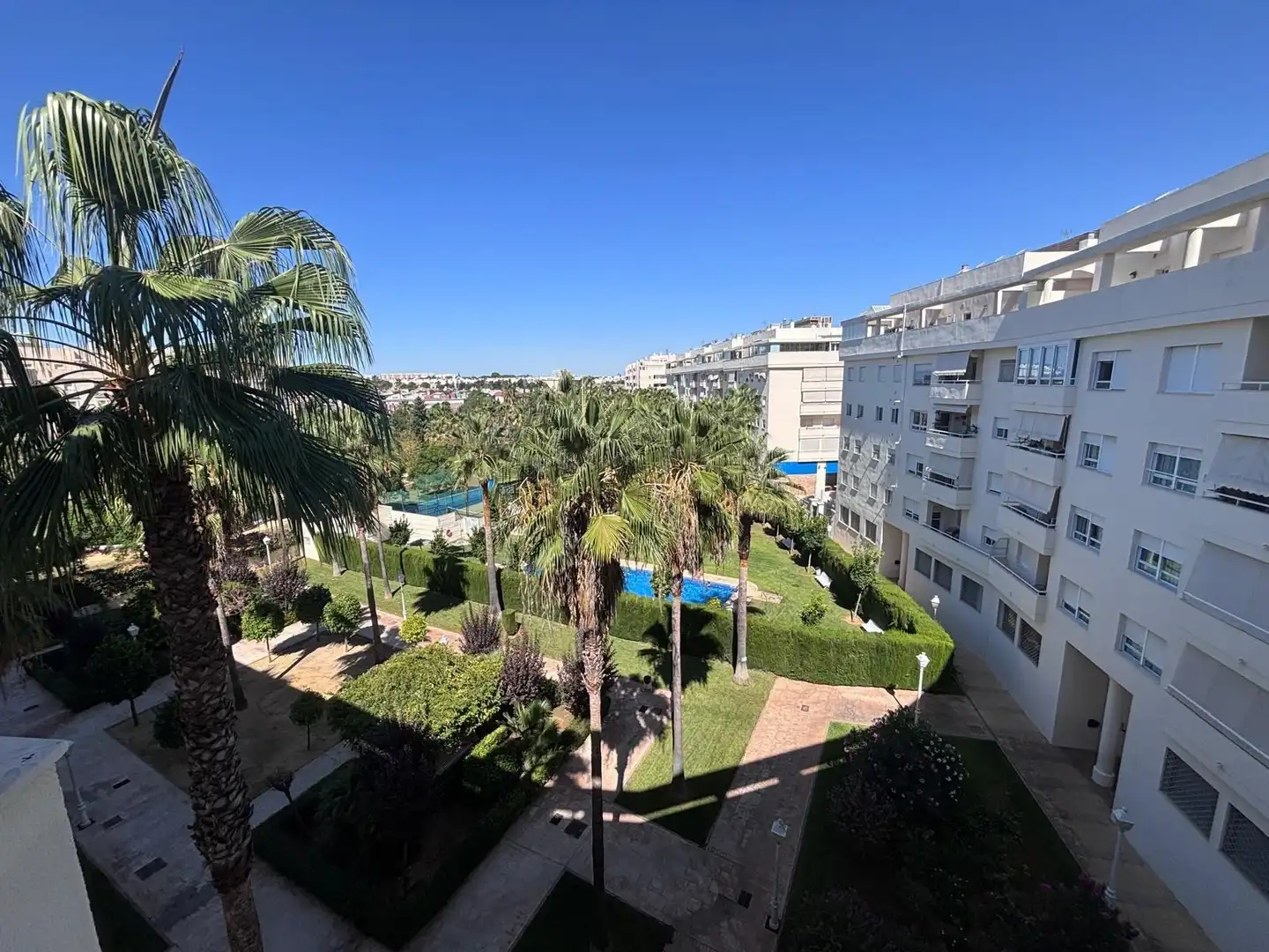 Wohnung mit Pool zum Verkauf in Caballero Bonald - San José Obrero - Guadalcacín