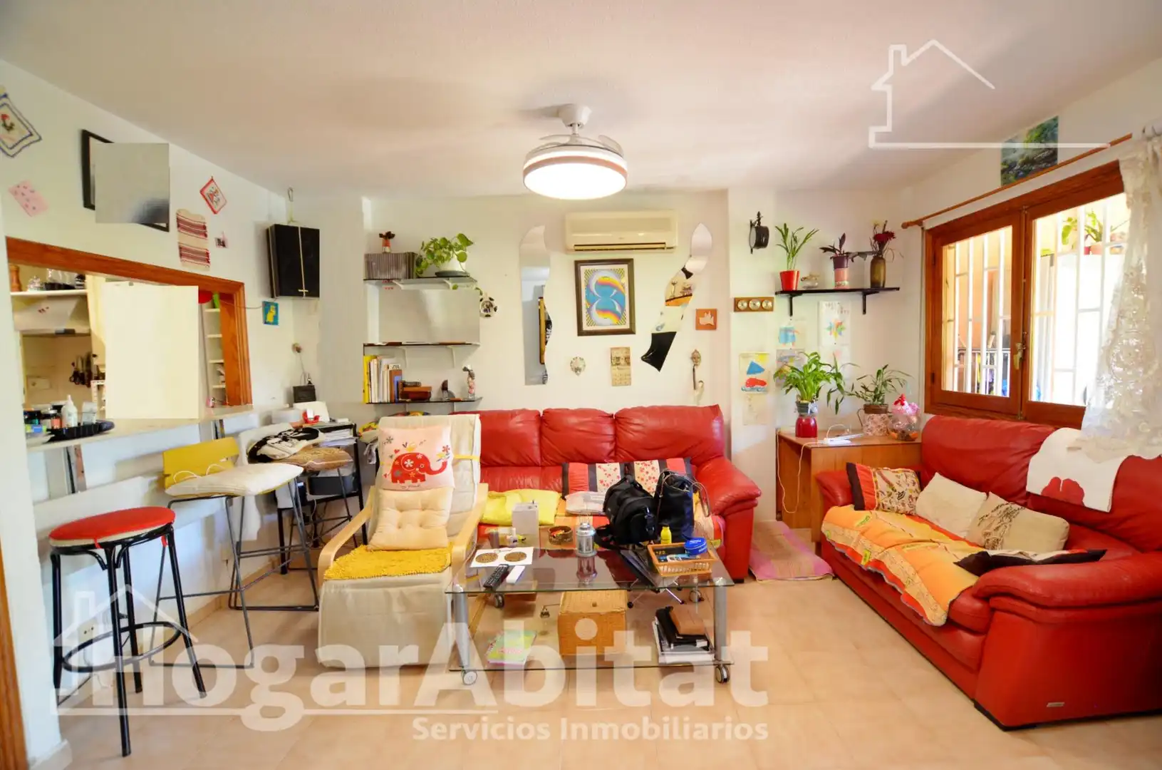 Sala d'estar de Casa adosada en venda en Sant Joan d'Alacant amb Aire condicionat, Calefacció i Jardí privat