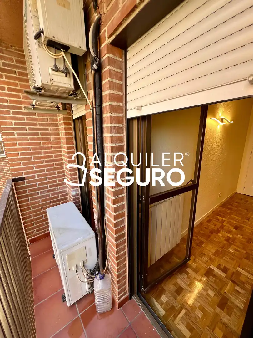 Balcony of Flat for rent in Madrid  with Air Conditioner, Heating and Terrace