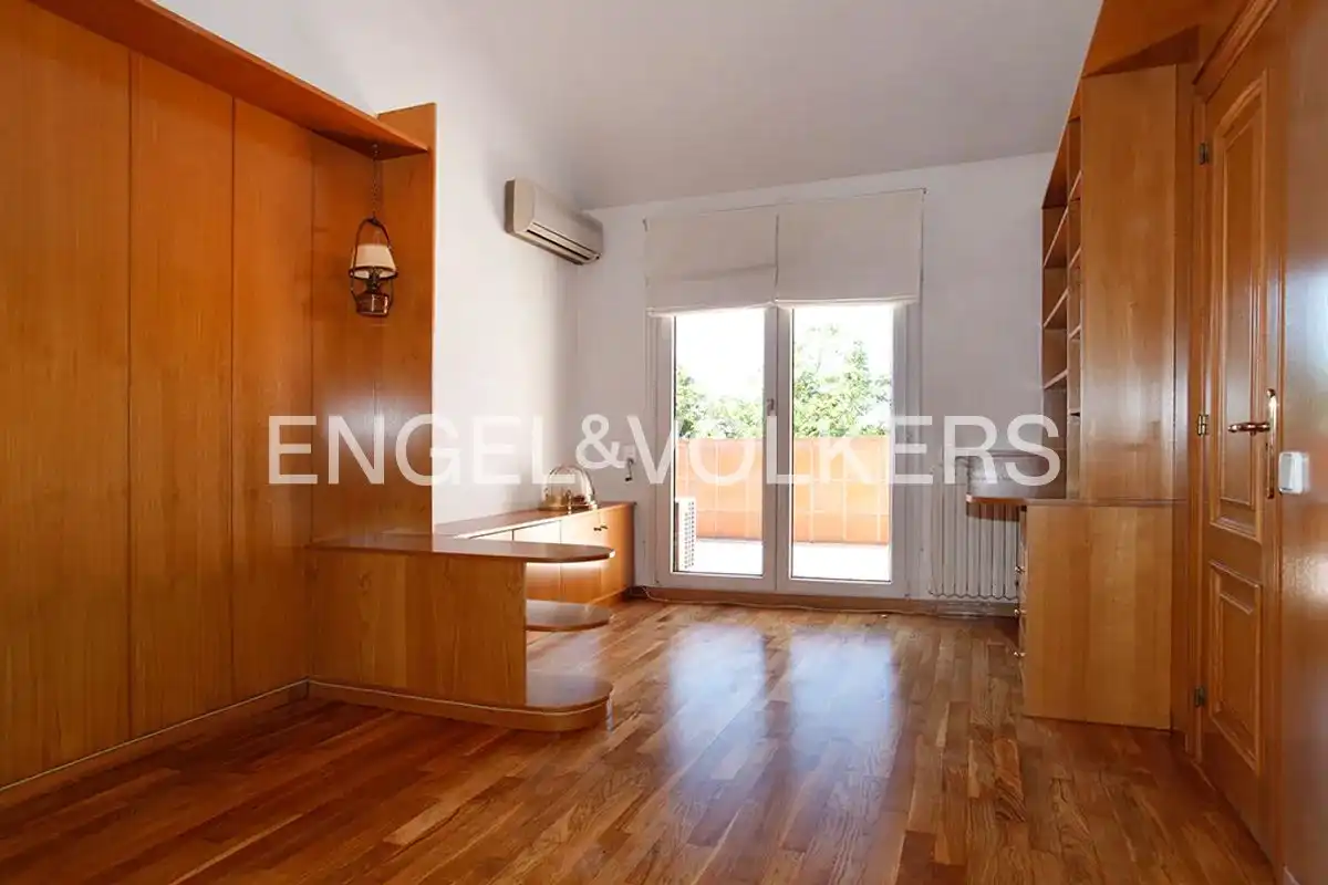 Sala de estar de Casa o chalet de alquiler en Barcelona con Aire acondicionado, Calefacción y Jardín privado