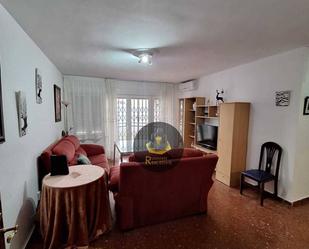 Living room of Flat to rent in  Granada Capital  with Air Conditioner, Terrace and Balcony