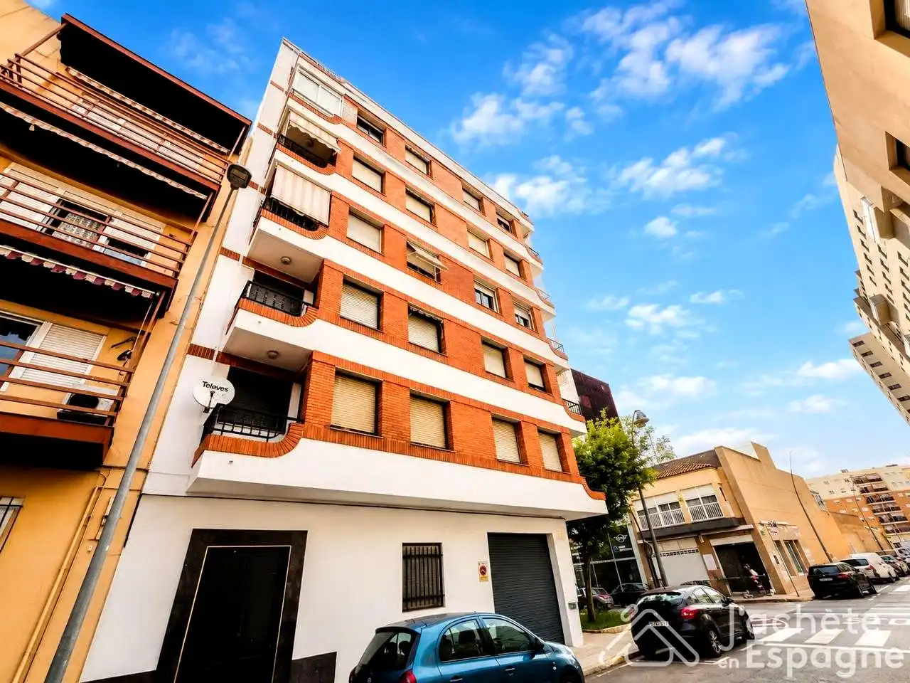 Vista exterior de Ático en venta en Vinaròs con Calefacción, Terraza y Amueblado