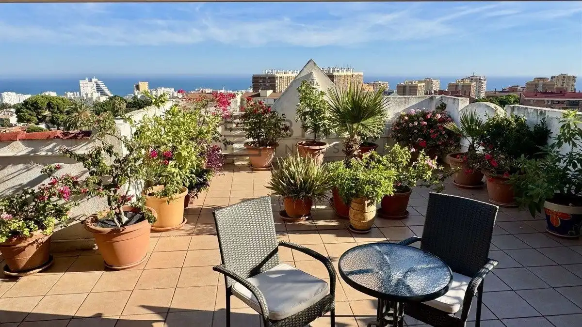 Ático con ascensor en venta en Paseo del Generalife, imagen 2