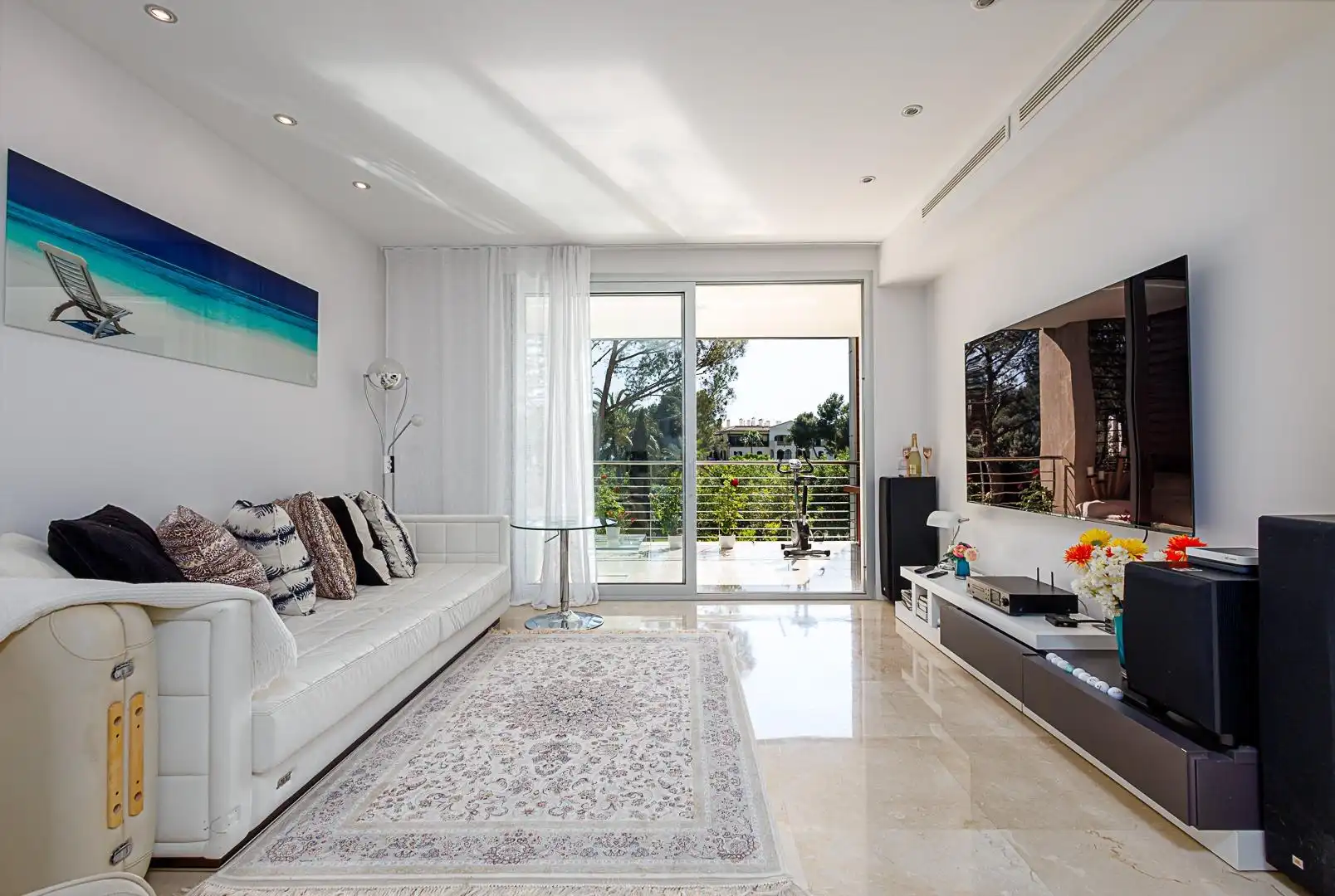 Living room of Attic for sale in Calvià  with Air Conditioner, Private garden and Terrace