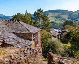 Außenansicht von Country house zum verkauf in Pesoz