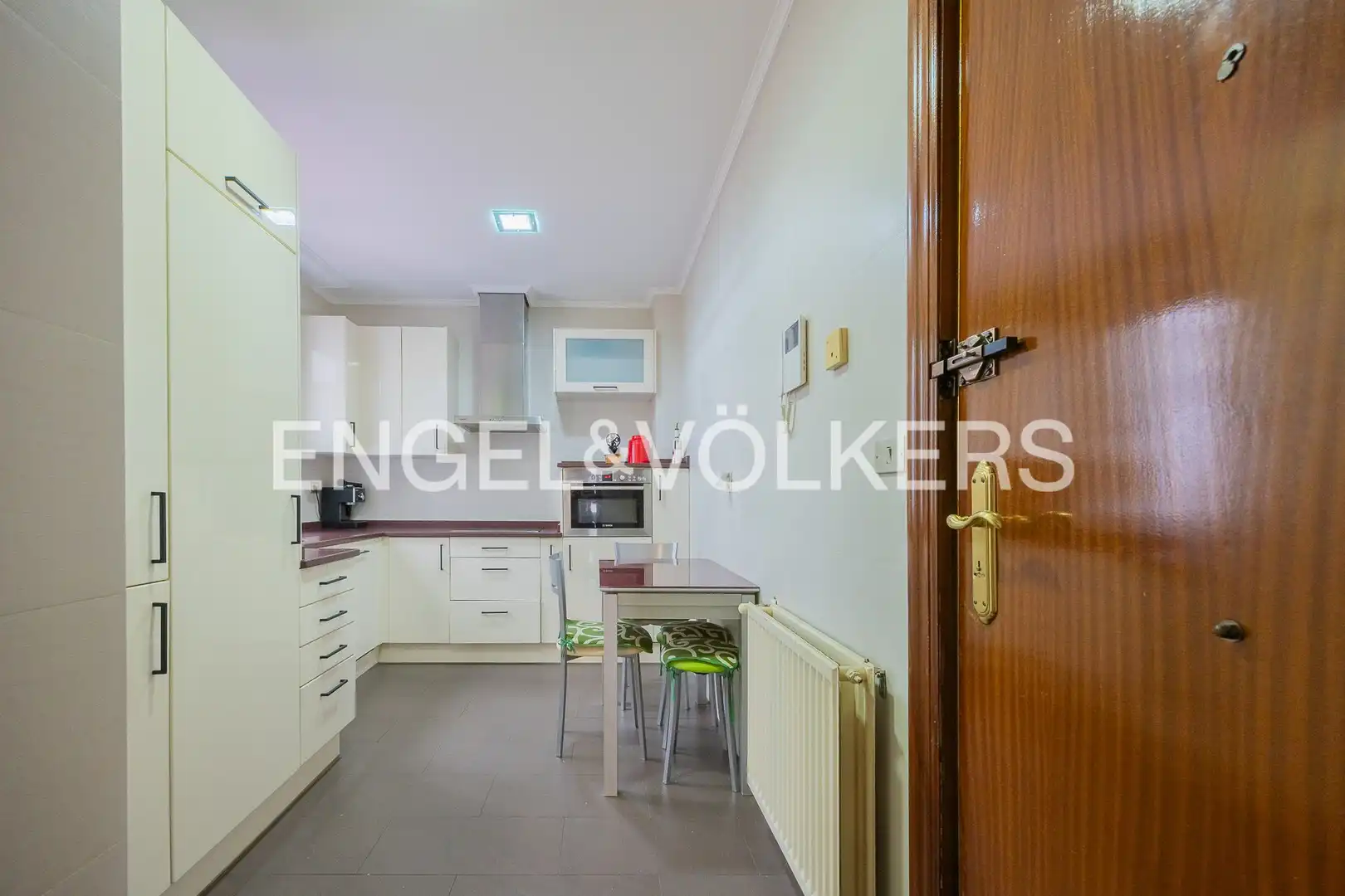 Küche von Wohnung zum Verkauf in Bilbao  mit Heizung, Parkett und Balkon