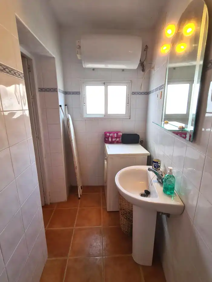 Bany de Casa o xalet en venda en Cómpeta amb Terrassa i Moblat