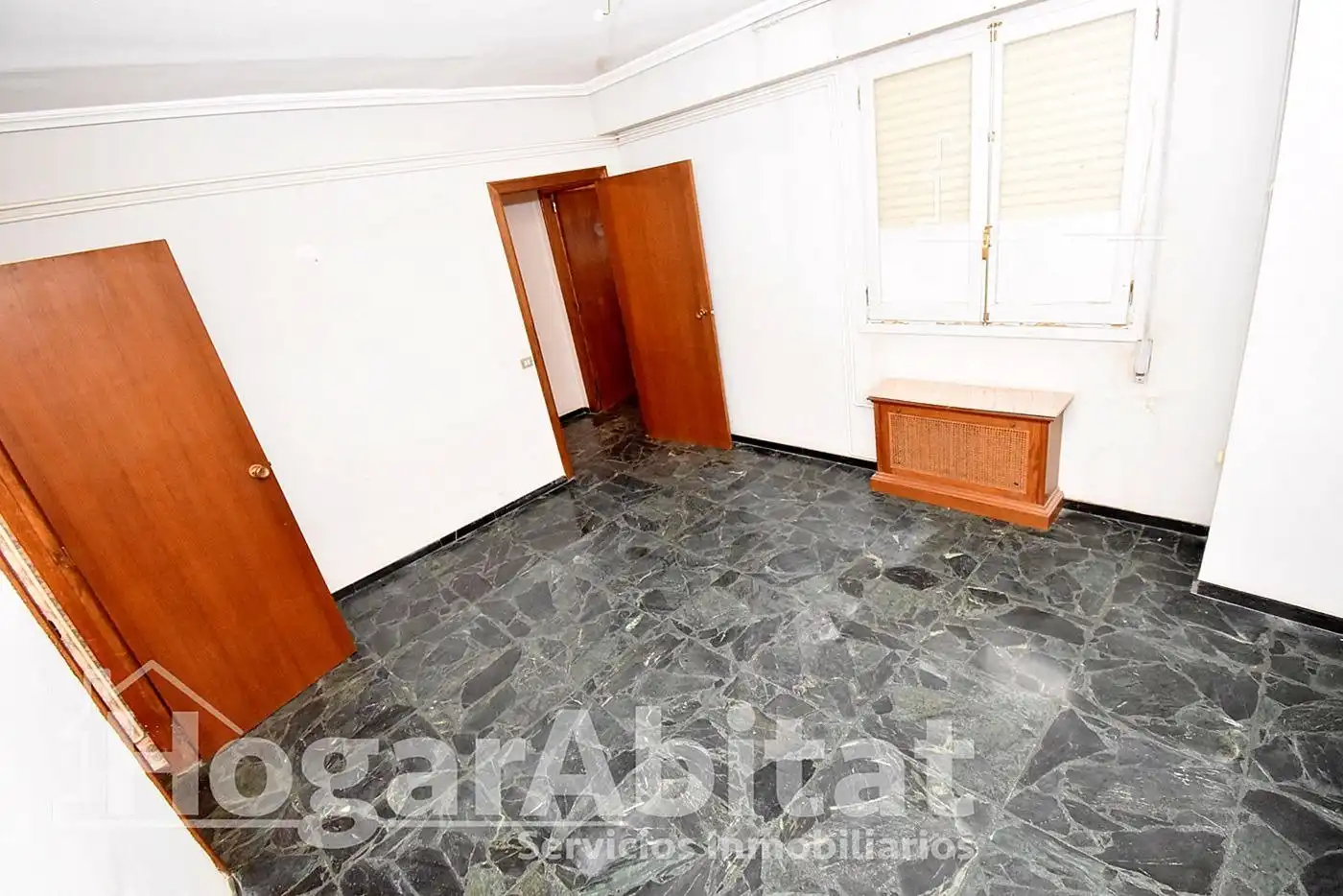 Habitación de Piso en venta en Castellón de la Plana / Castelló de la Plana con Calefacción y Balcón