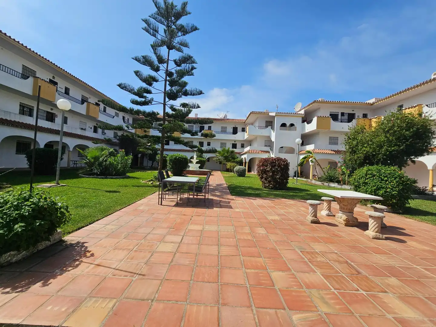 Bajo con piscina en venta en El Faro de Calaburra - Chaparral, imagen 44