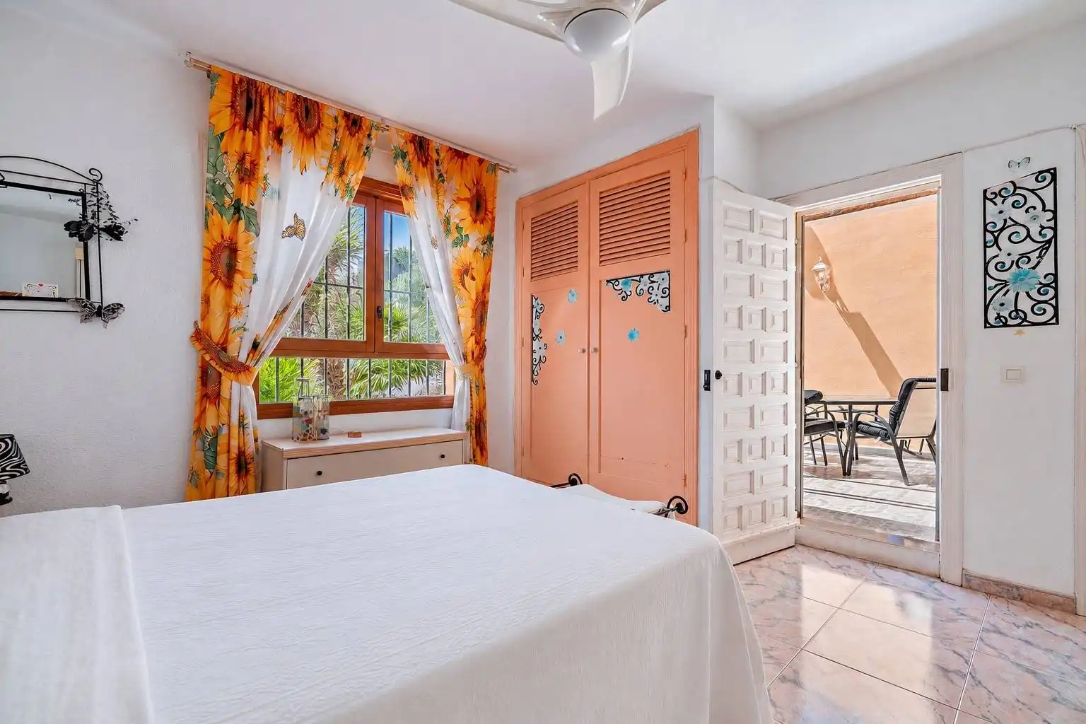 Habitación de Casa o chalet en venta en Roquetas de Mar con Jardín privado, Terraza y Trastero