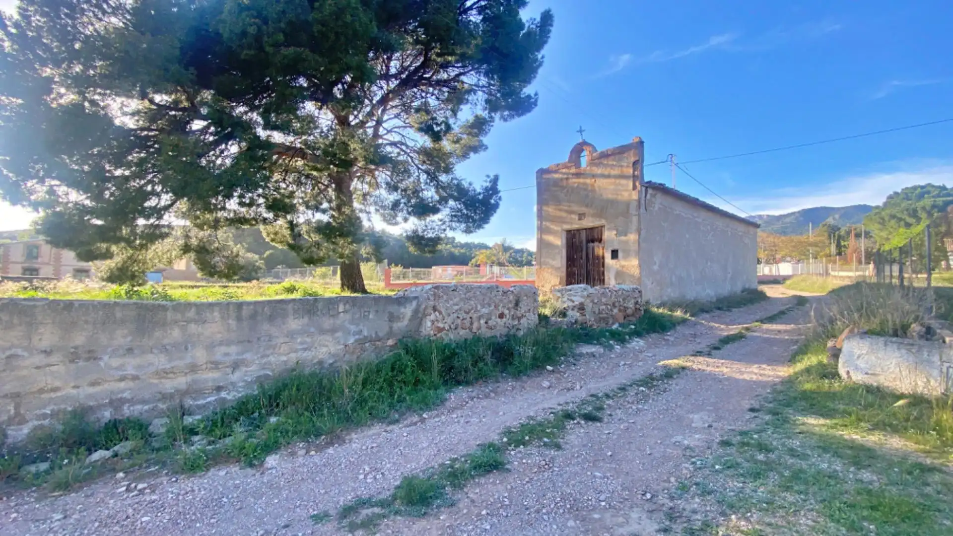 Vista exterior de Casa o xalet en venda en Totana amb Jardí privat i Moblat