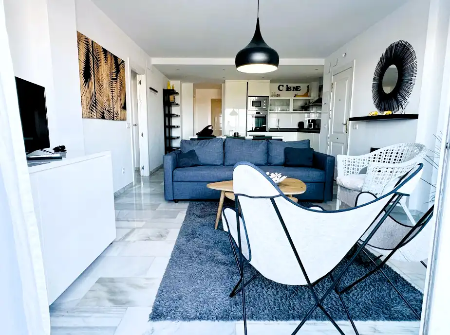 Sala d'estar de Pis en venda en Mijas amb Aire condicionat, Terrassa i Moblat