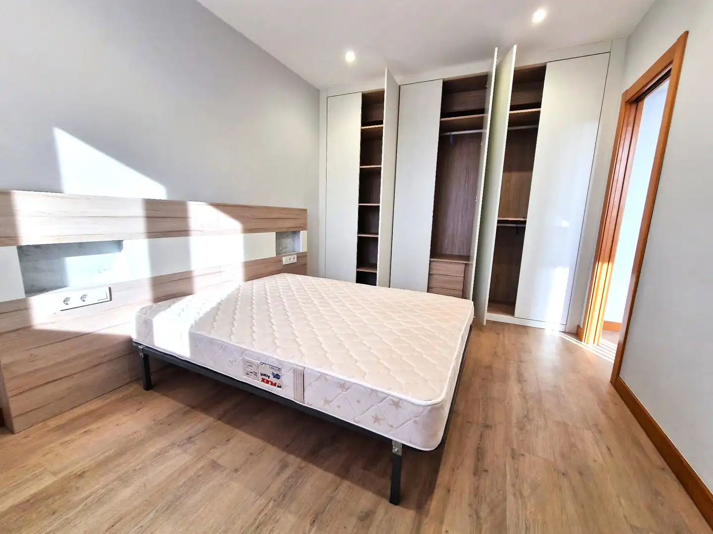 Habitación de Piso de alquiler en Santander con Calefacción, Amueblado y Horno