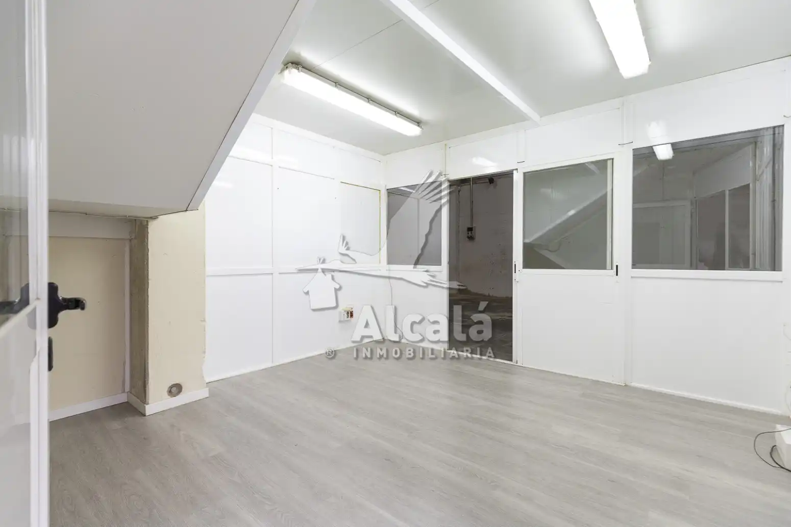 Industrial buildings for sale in Daganzo de Arriba, Madrid