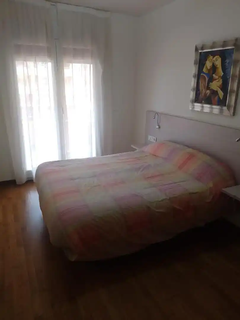 Dormitori de Apartament de lloguer en El Ejido amb Aire condicionat, Jardí privat i Parquet